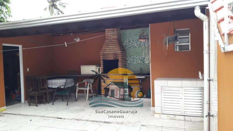 Casa à venda no bairro Vila Áurea (Vicente de Carvalho) em Guarujá/SP