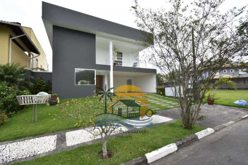 Casa à venda no bairro Enseada em Guarujá/SP