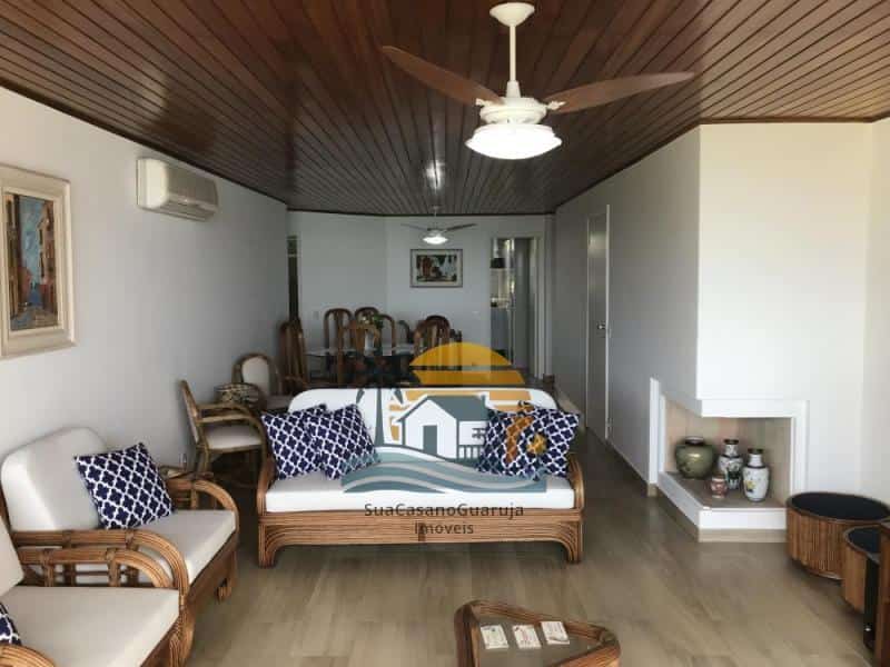 Apartamento à venda no bairro Morro Sorocotuba em Guarujá/SP