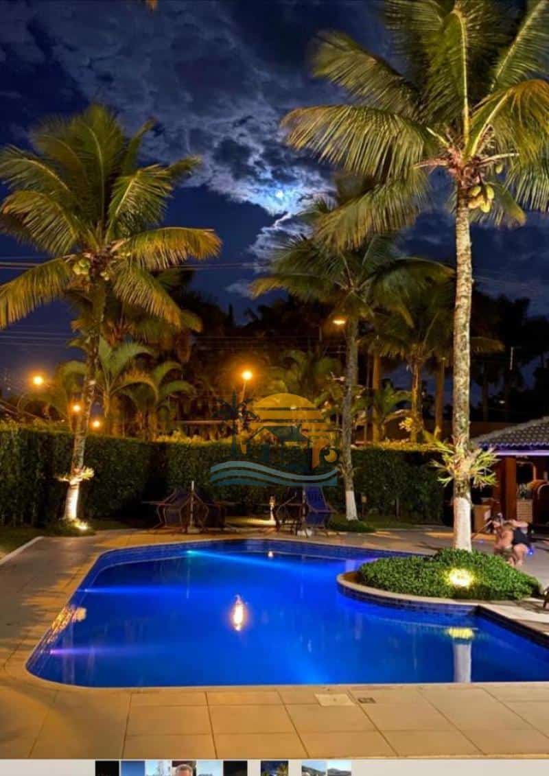 Casa à venda no bairro Jardim Acapulco em Guarujá/SP