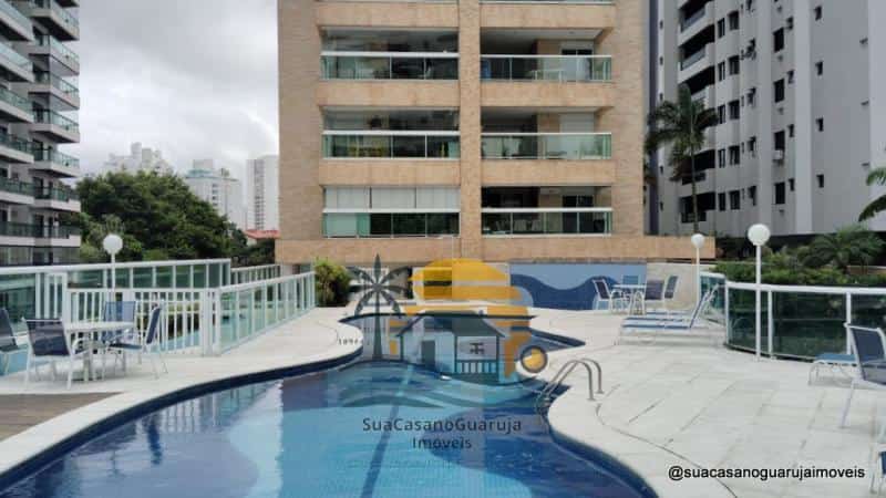 Apartamento à venda no bairro Jardim Astúrias em Guarujá/SP