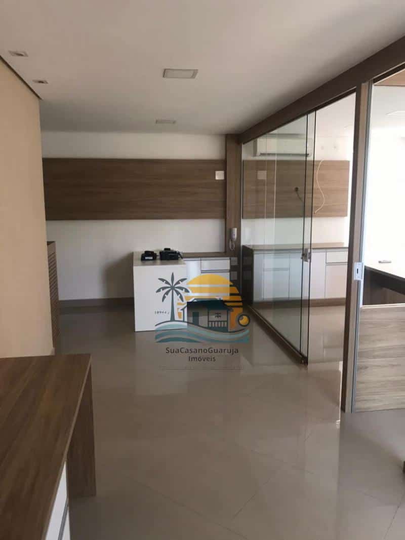 Sala à venda no bairro Pitangueiras em Guarujá/SP