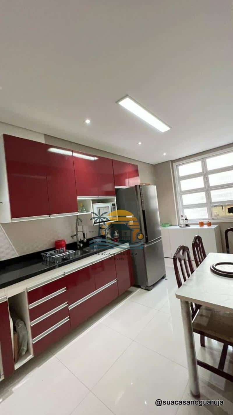 Apartamento à venda no bairro Praia Das Pitangueiras Frente Mar em Guarujá/SP