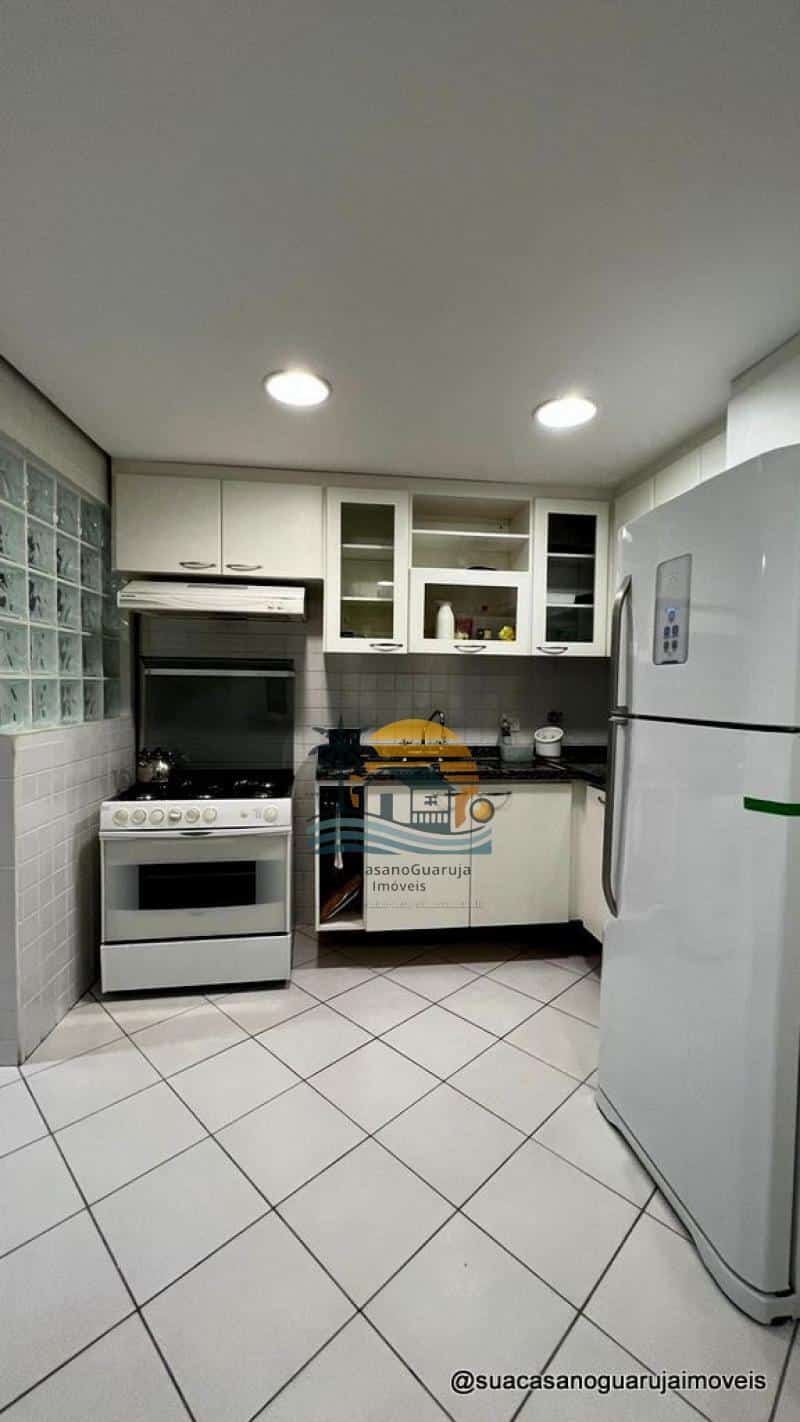 Apartamento à venda no bairro Praia Das Pitangueiras Frente Mar em Guarujá/SP