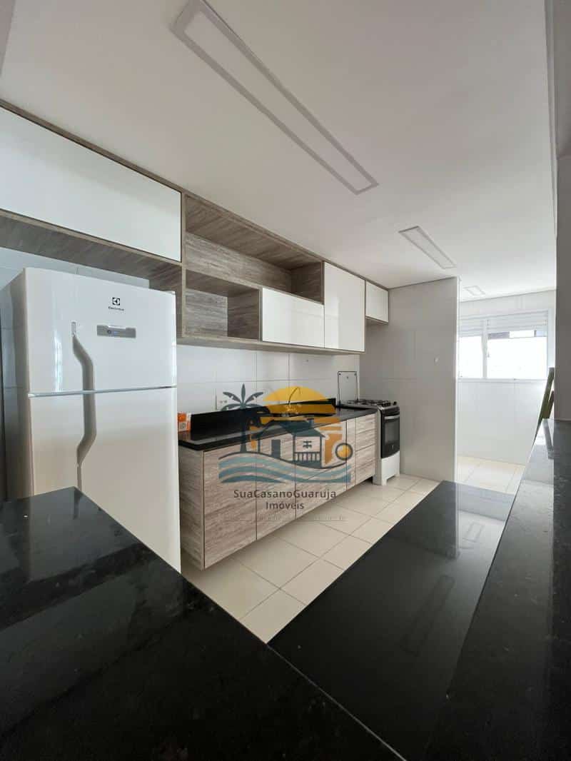 Apartamento para alugar no bairro Jardim Astúrias em Guarujá/SP