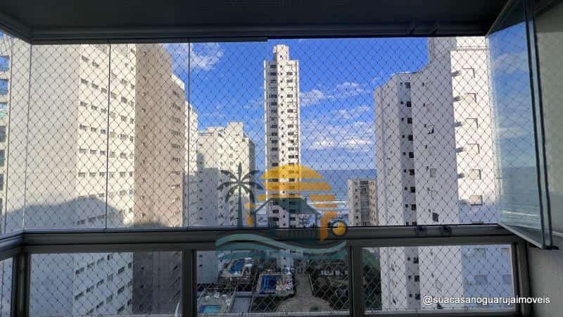Apartamento à venda no bairro Pitangueiras Praia em Guarujá/SP
