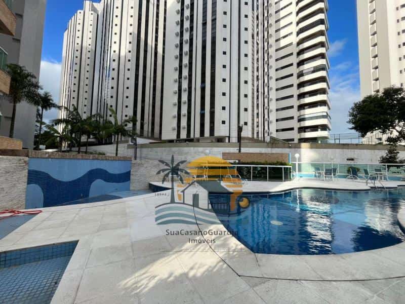 Apartamento à venda no bairro Jardim Astúrias em Guarujá/SP