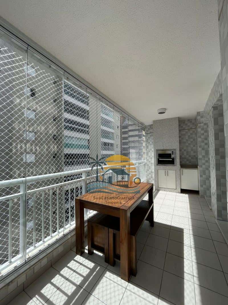 Apartamento à venda no bairro Vila Alzira em Guarujá/SP