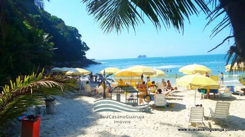 Apartamento no Condomínio Sorocotuba, Guarujá — 3 Dormitórios, 168 m², Vista para a Natureza e Lazer Completo